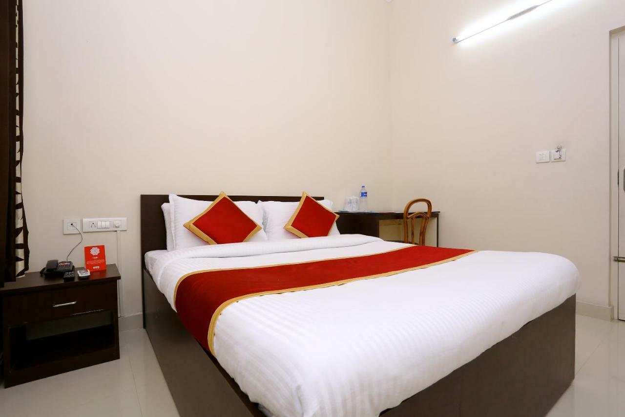 Oyo 9118 Saravana Inn Thiruvananthapuram Exterior foto